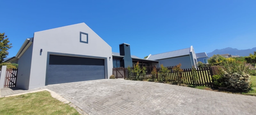 3 Bedroom Property for Sale in Kraaibosch Country Estate Western Cape